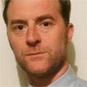 Eseguo lezioni private a persone di ogni età, sono madrelingua spagnolo, eseguo spostamenti nella città di Lucca